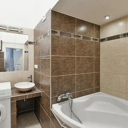 Stylish In The Heart Of The Old Town Praag