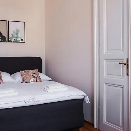 Stylish In The Heart Of The Old Town * Praag